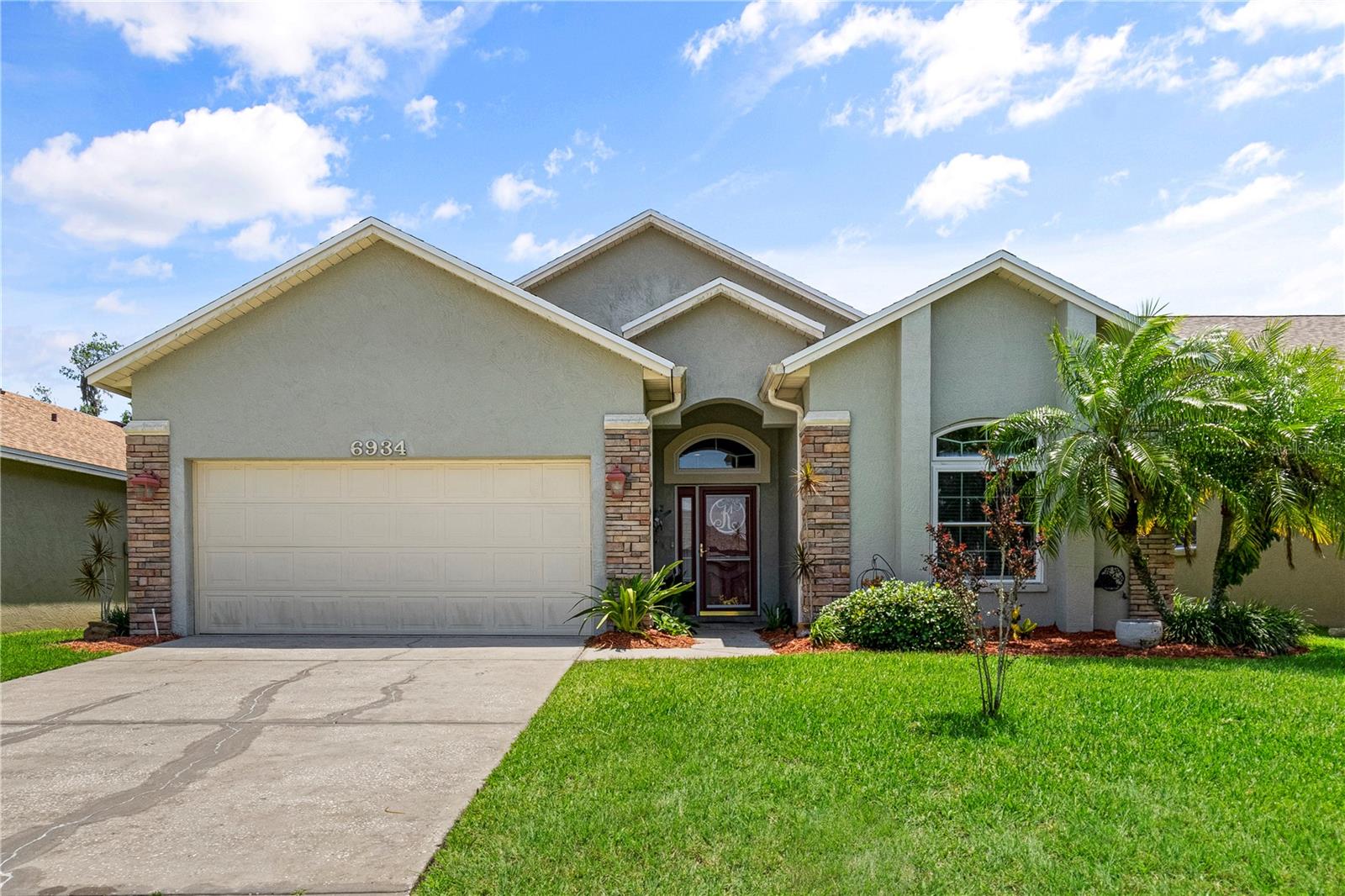 6934 SHIMMERING DR
