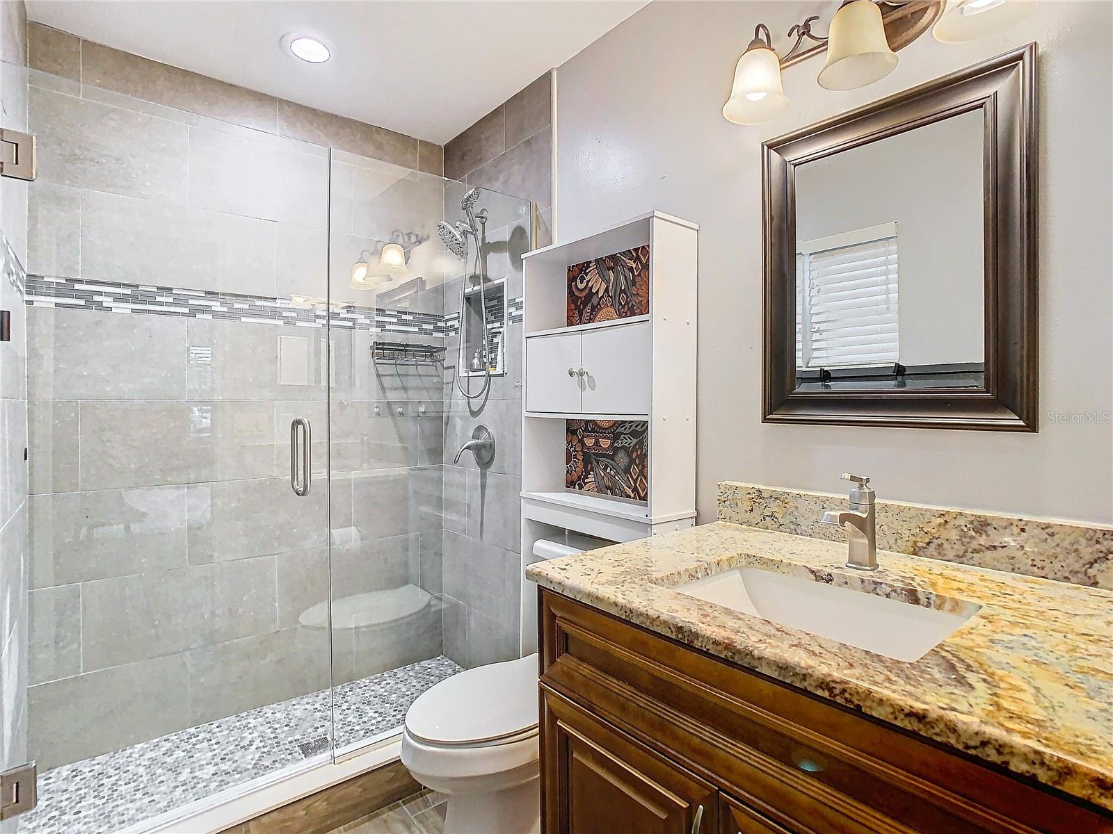 9553 BAYSIDE CT