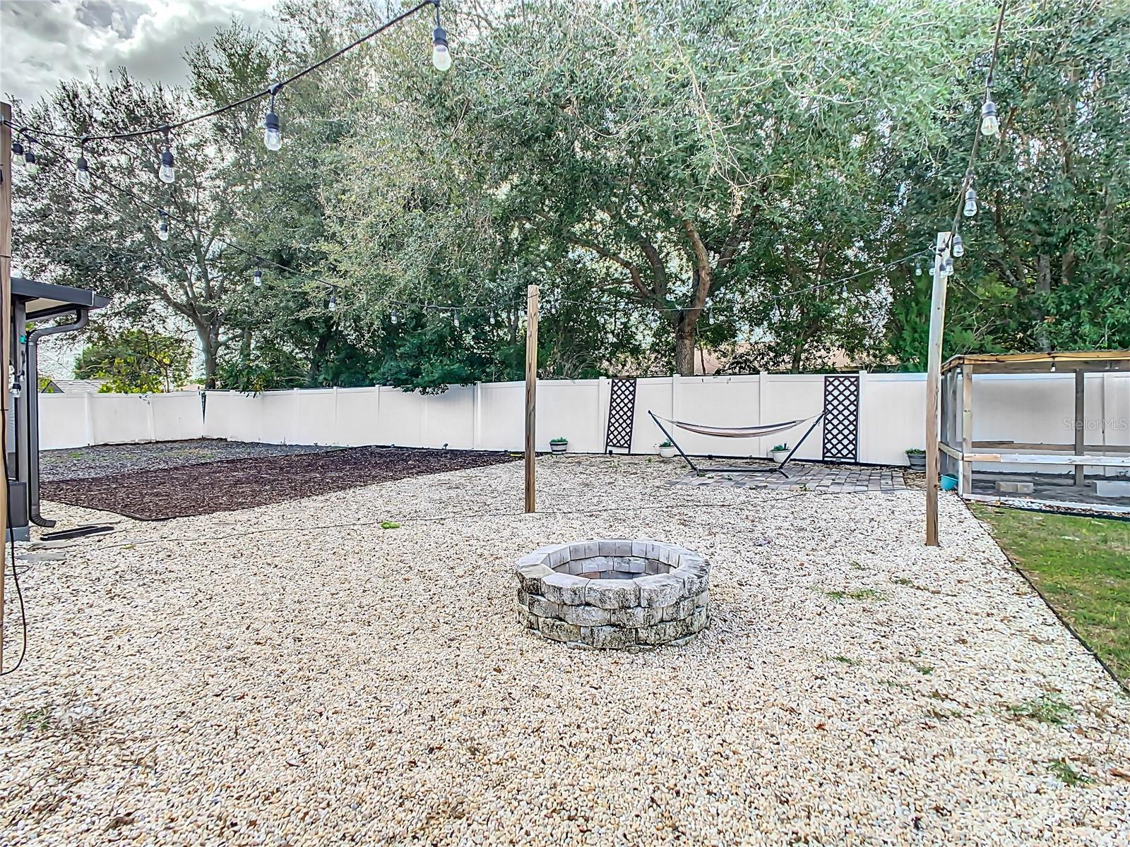 9553 BAYSIDE CT