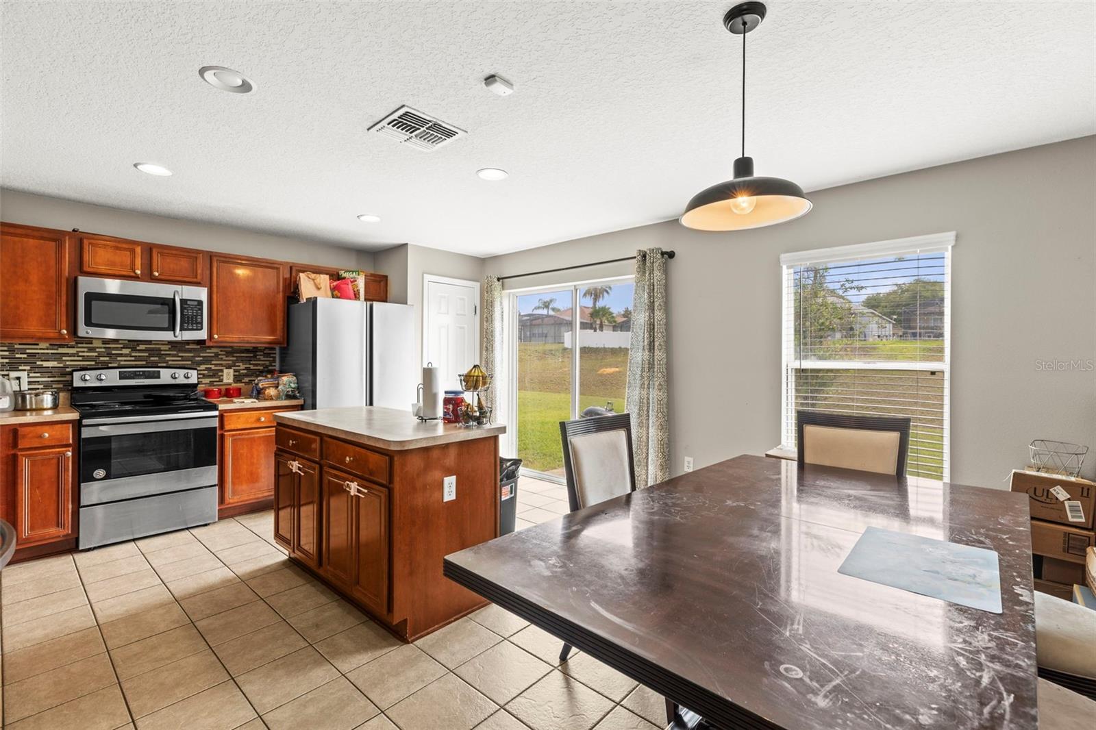 358 CANNA DR