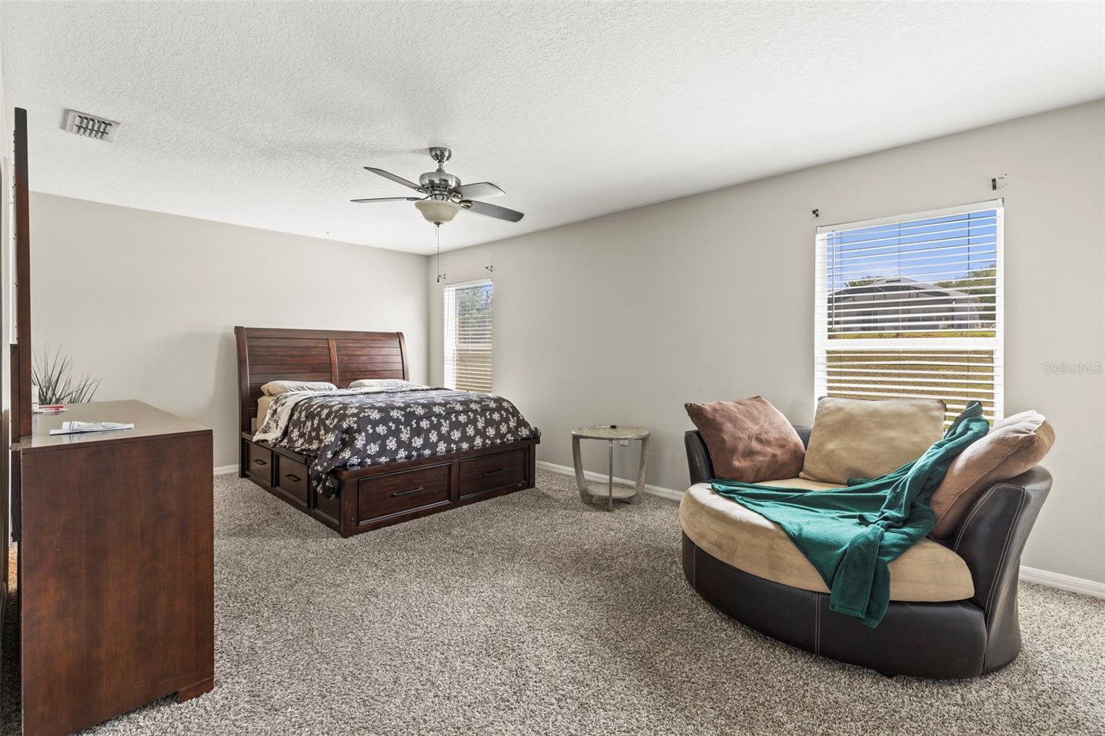 358 CANNA DR