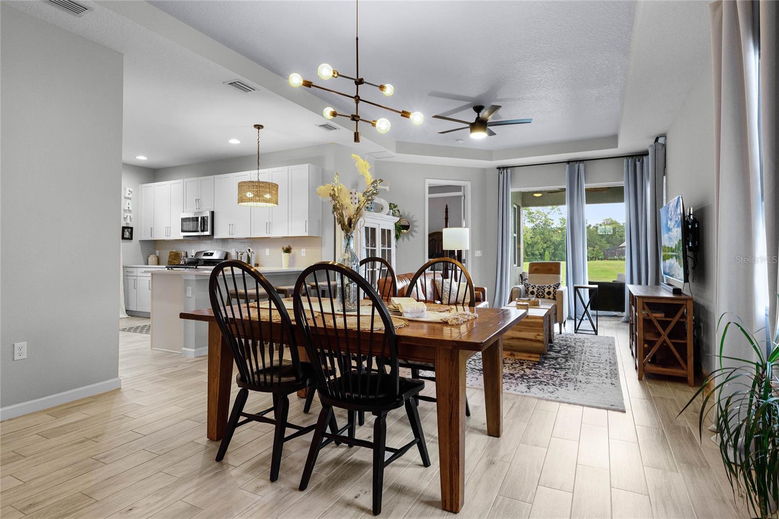 255 NORTHCOTE CT
