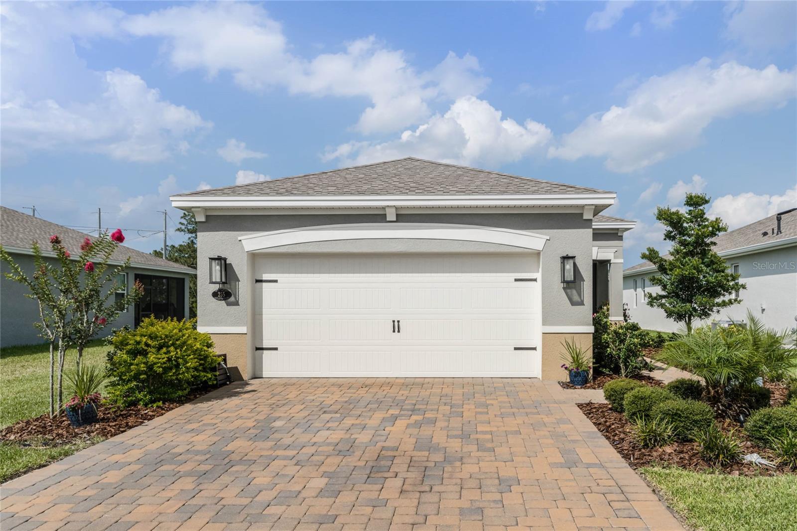 255 NORTHCOTE CT