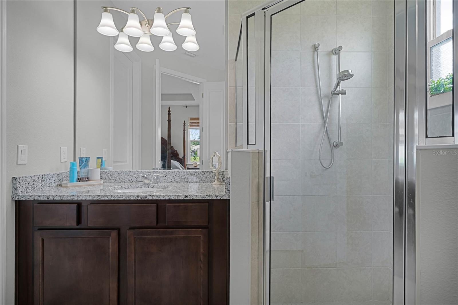 255 NORTHCOTE CT