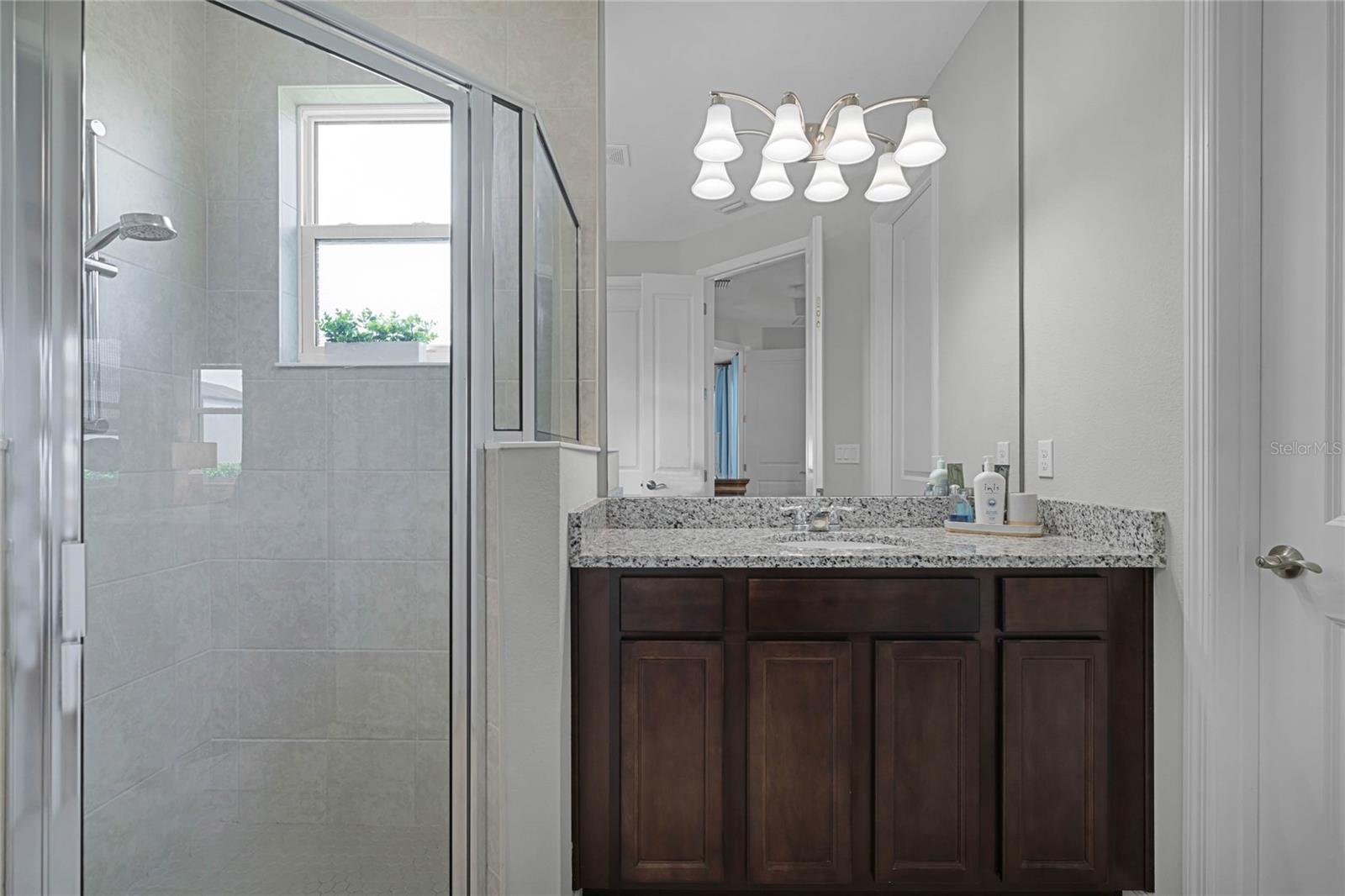 255 NORTHCOTE CT