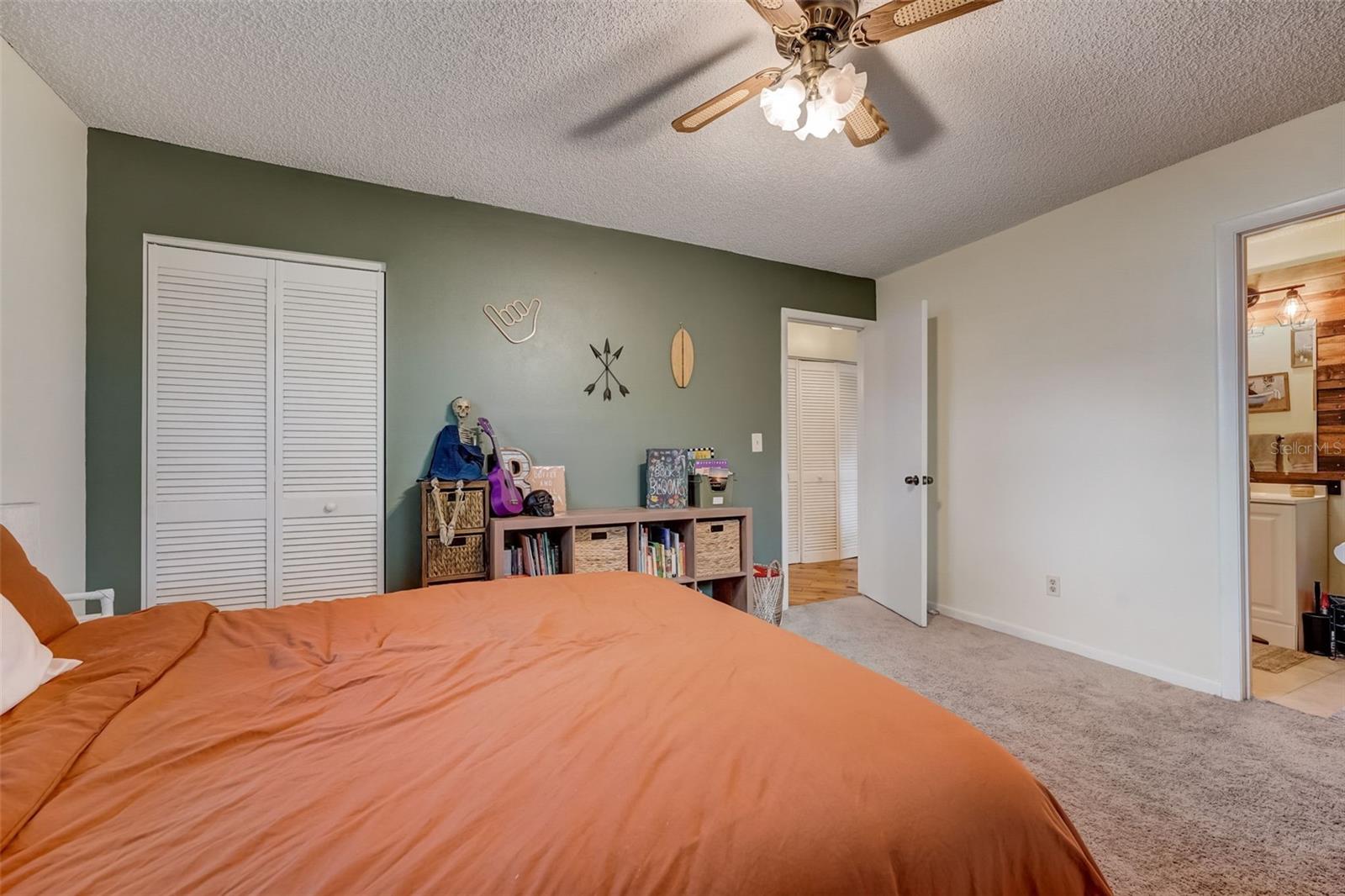 1819 NEEDLE PALM DR