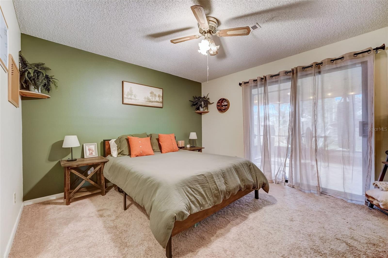 1819 NEEDLE PALM DR