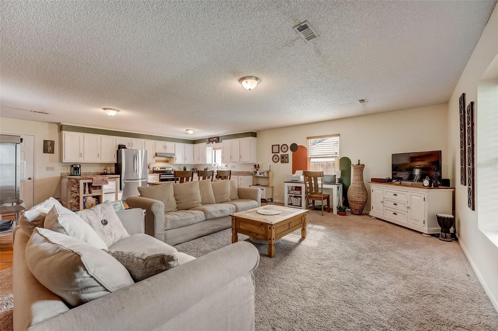 1819 NEEDLE PALM DR