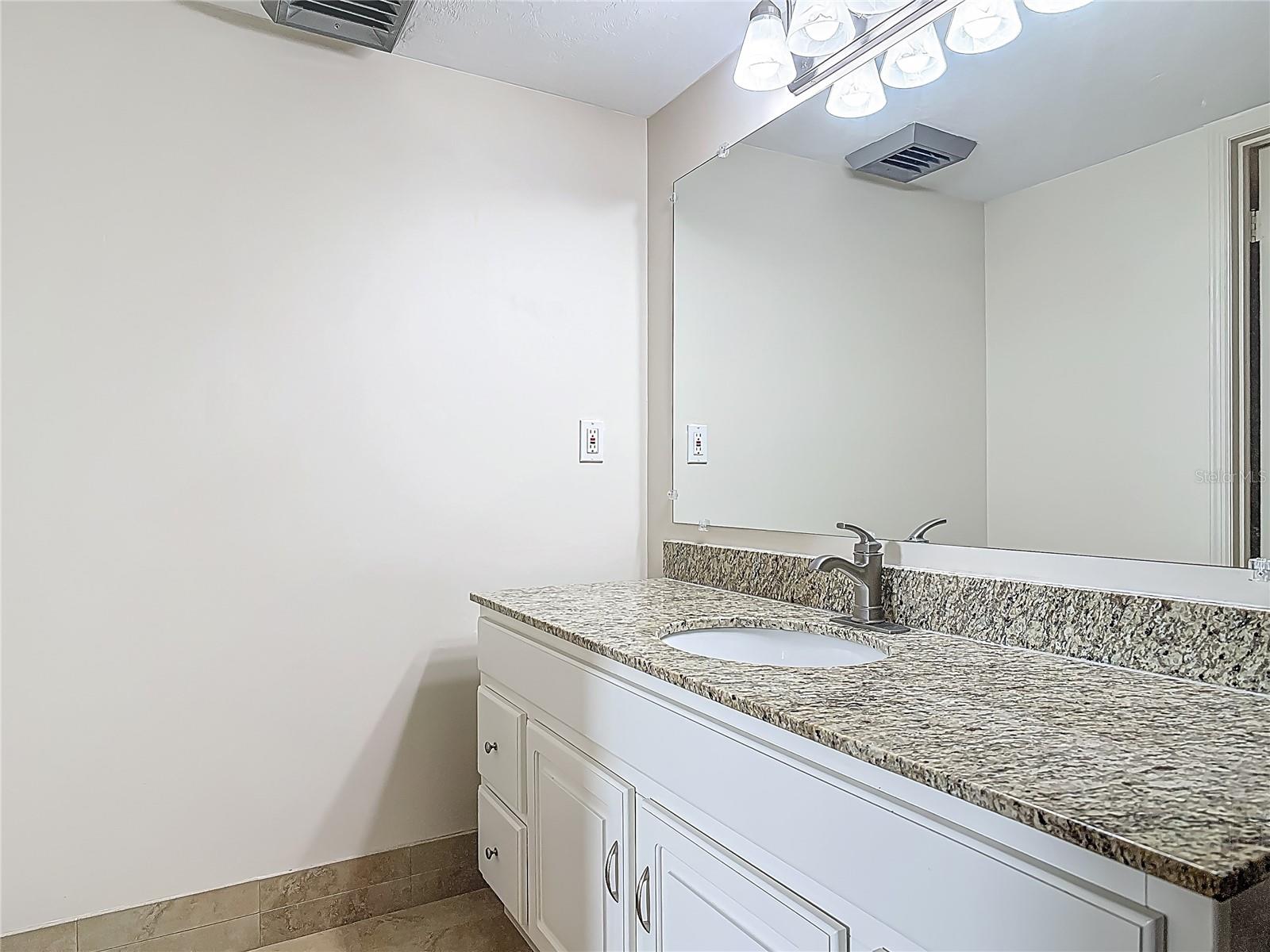 1 OCEANS WEST BLVD #2A1