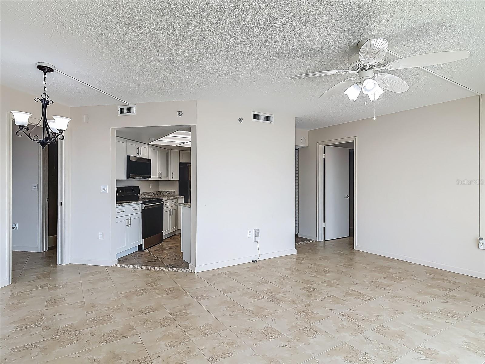 1 OCEANS WEST BLVD #2A1