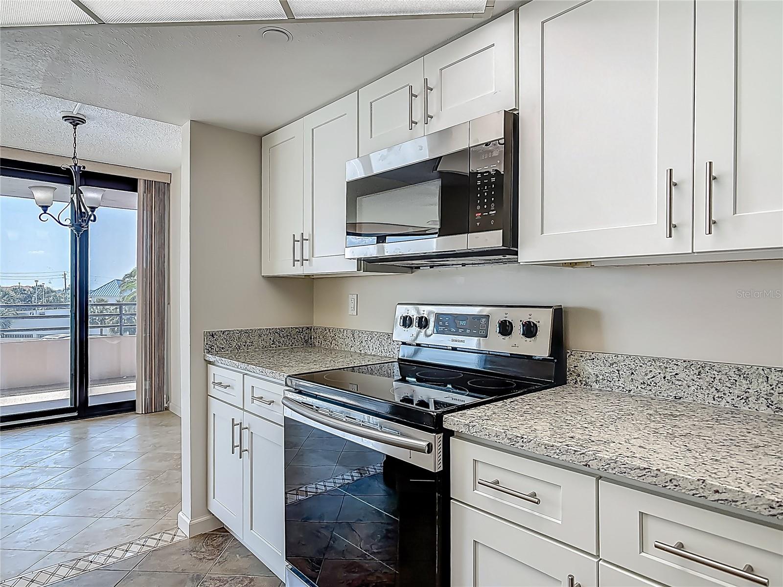 1 OCEANS WEST BLVD #2A1