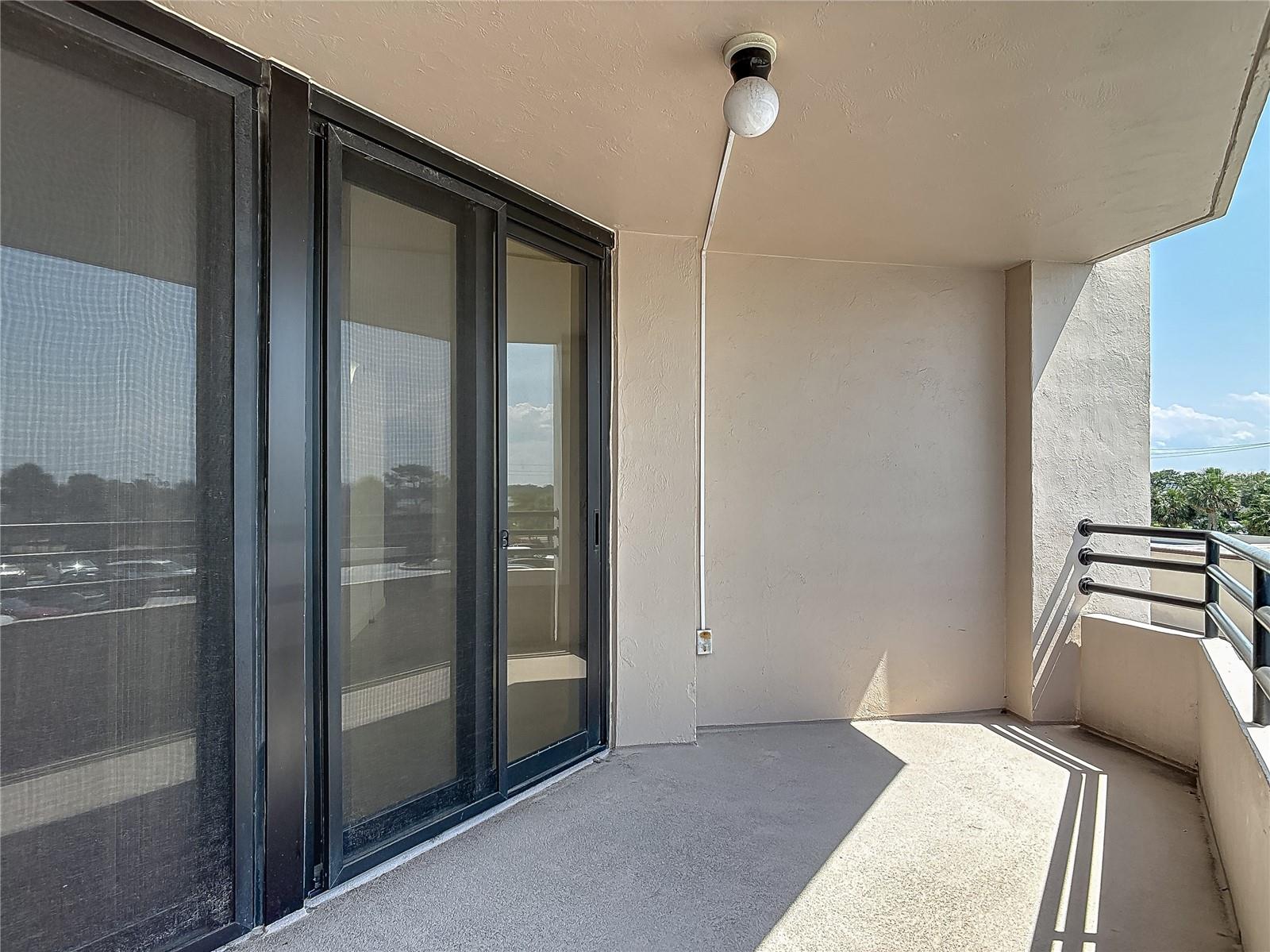 1 OCEANS WEST BLVD #2A1