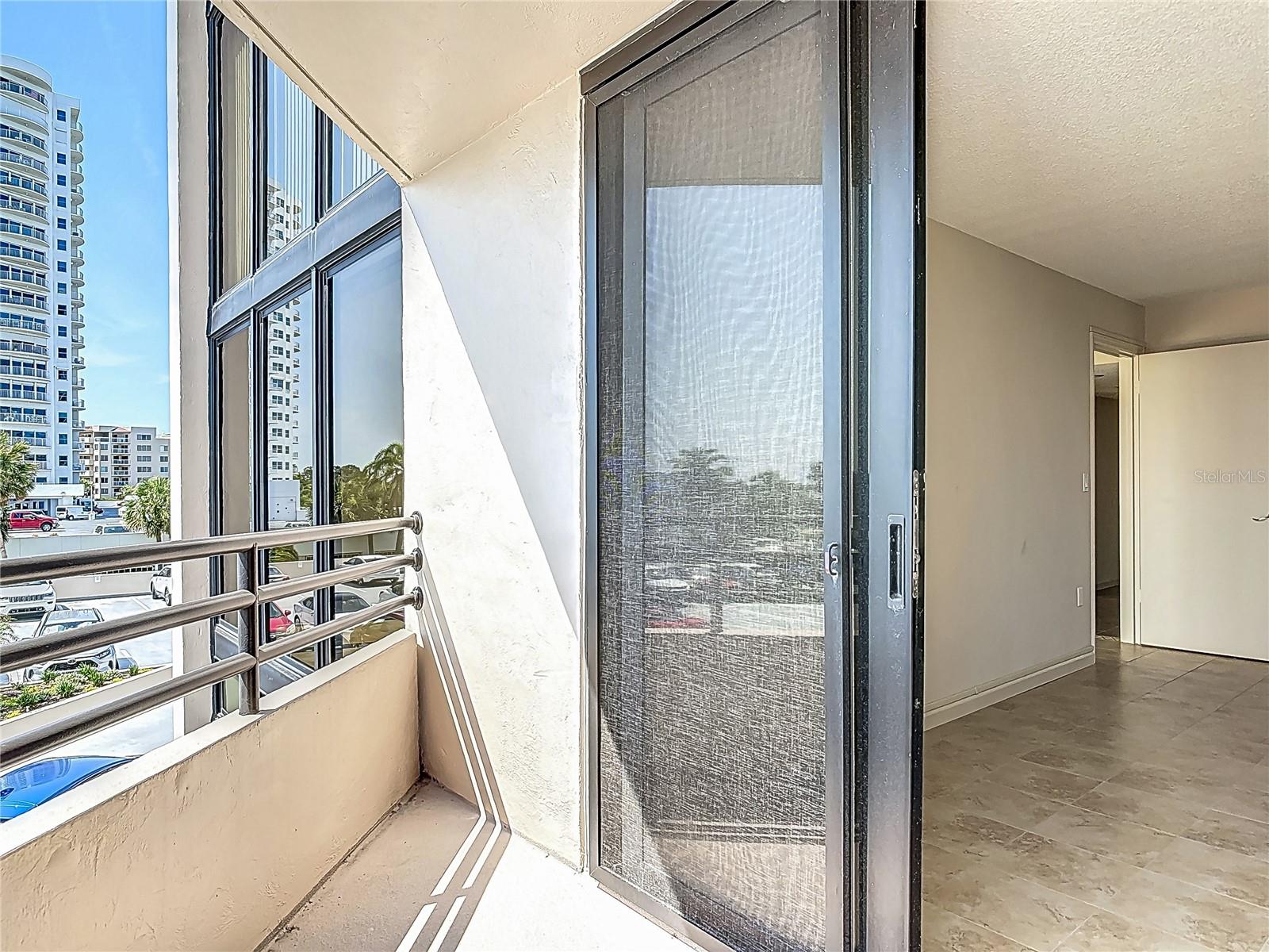 1 OCEANS WEST BLVD #2A1