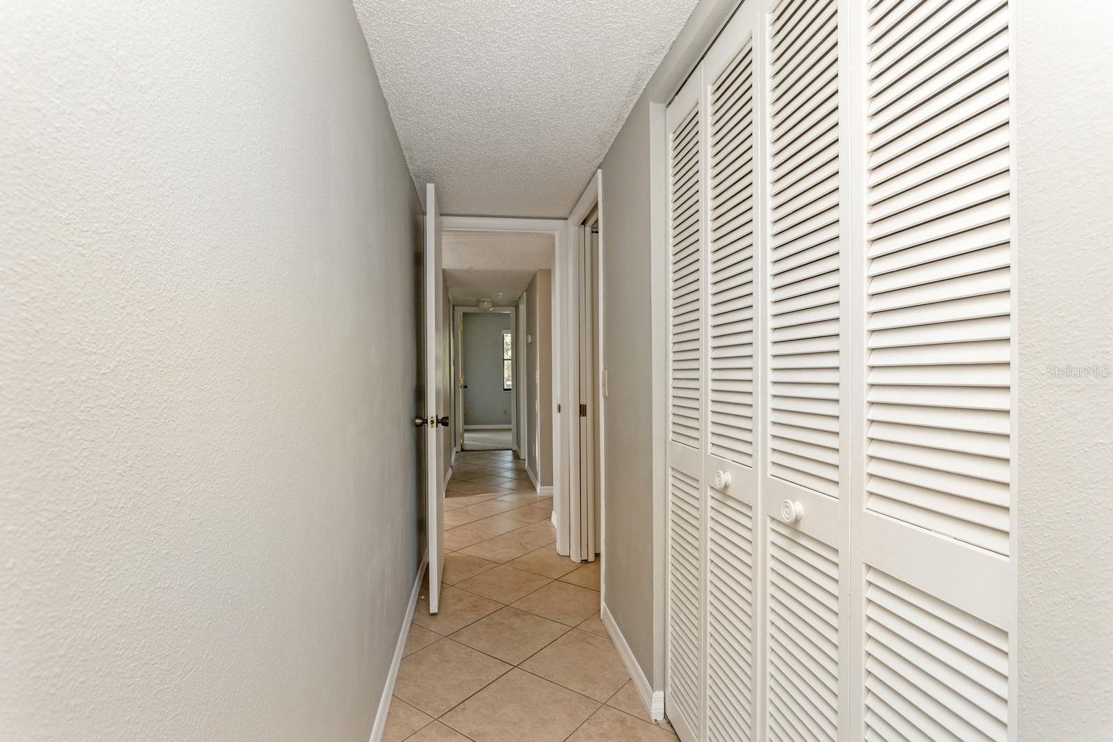 302 WOODLAKE WYNDE #3