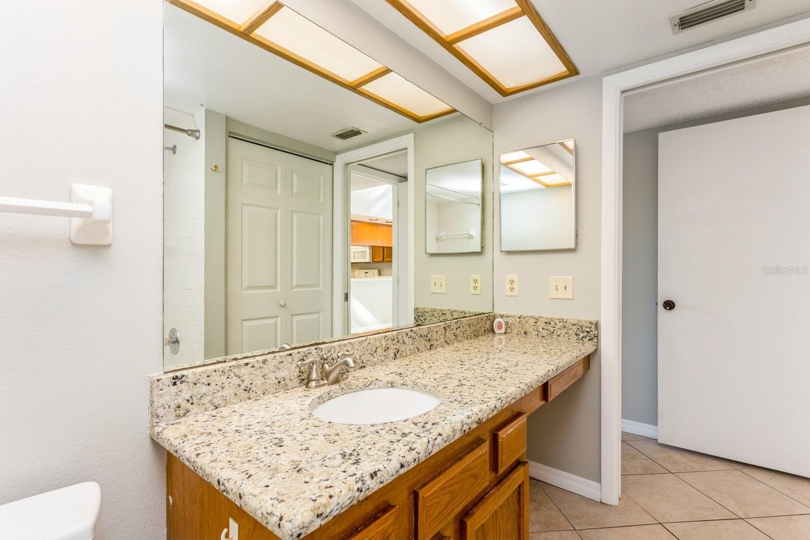 302 WOODLAKE WYNDE #3