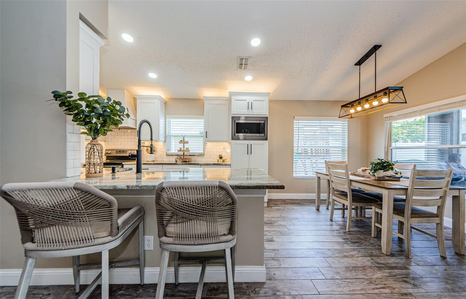 382 TAVERNIER CIR
