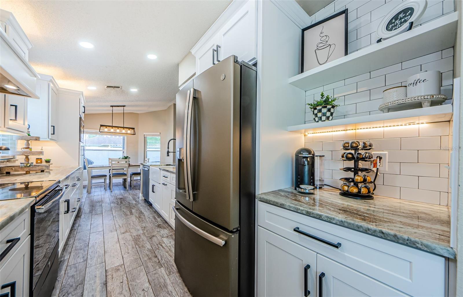 382 TAVERNIER CIR