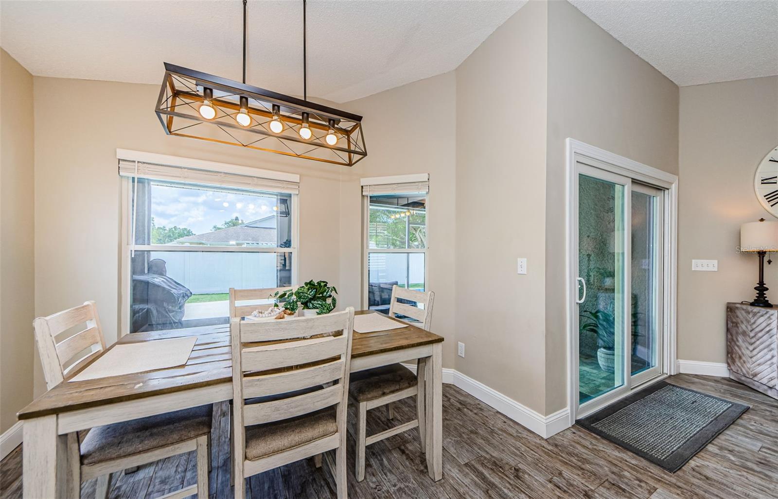 382 TAVERNIER CIR