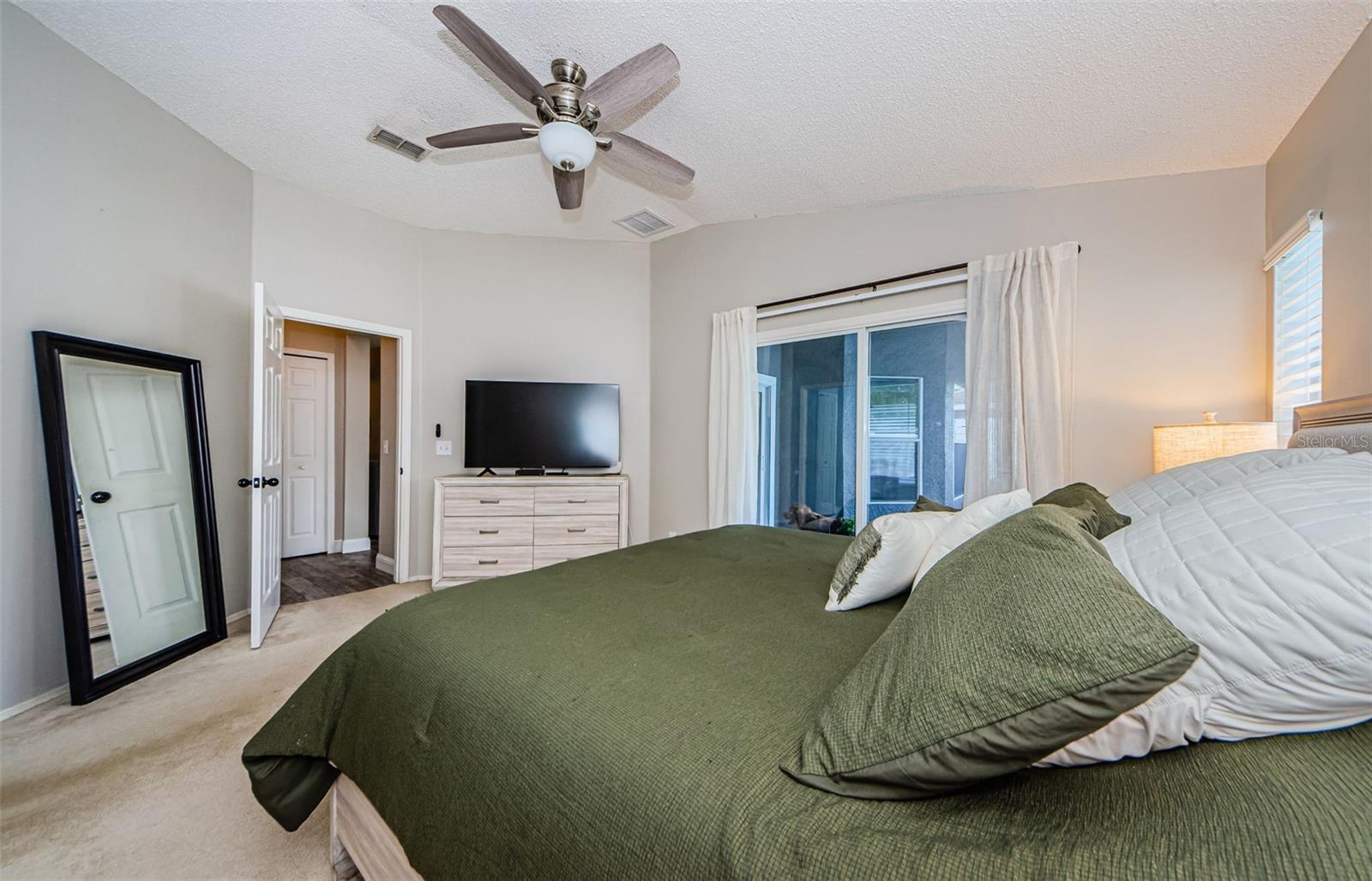 382 TAVERNIER CIR