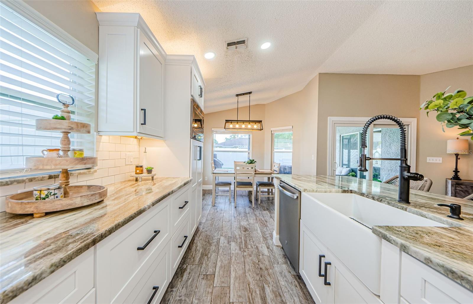 382 TAVERNIER CIR