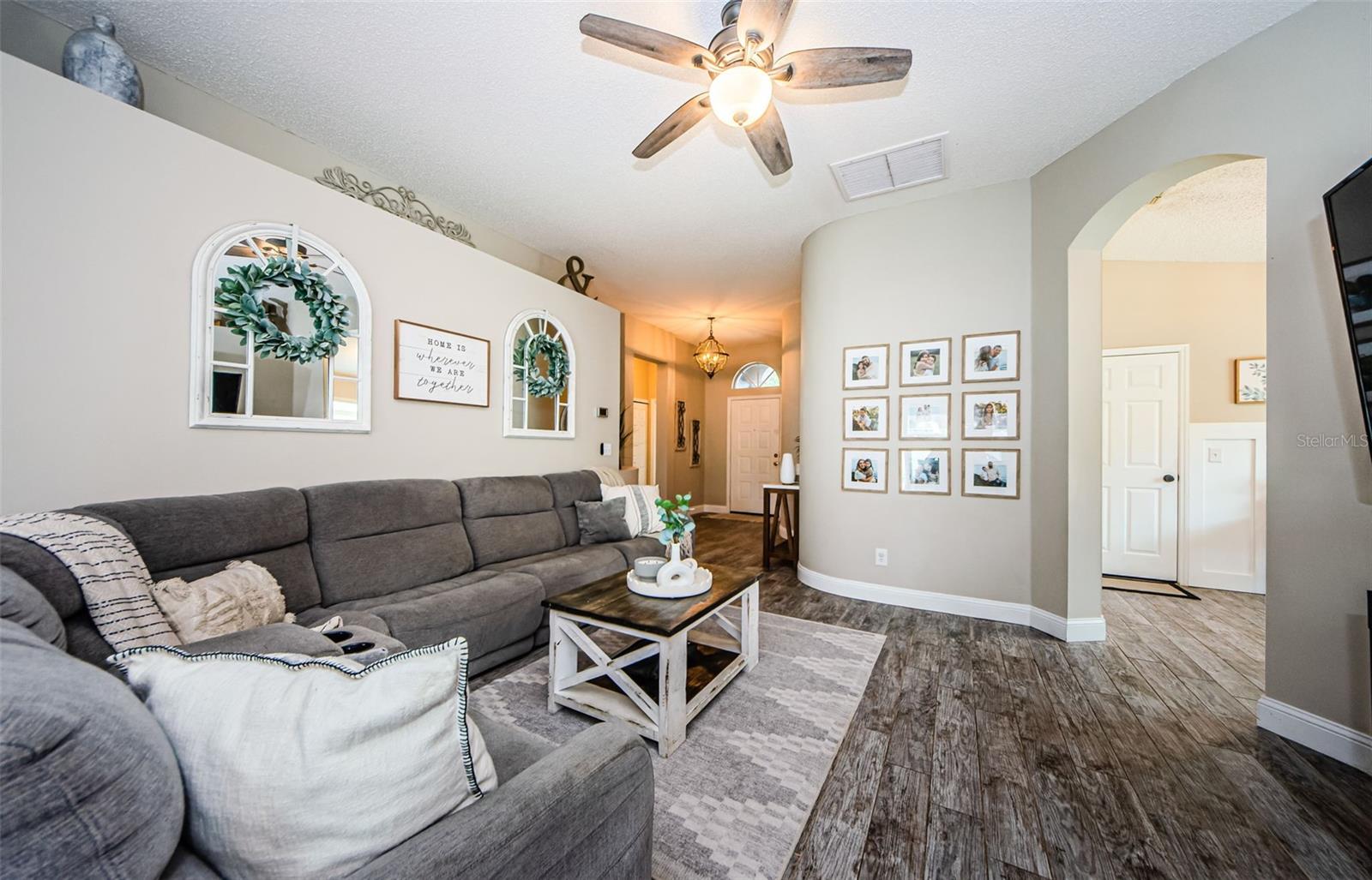 382 TAVERNIER CIR