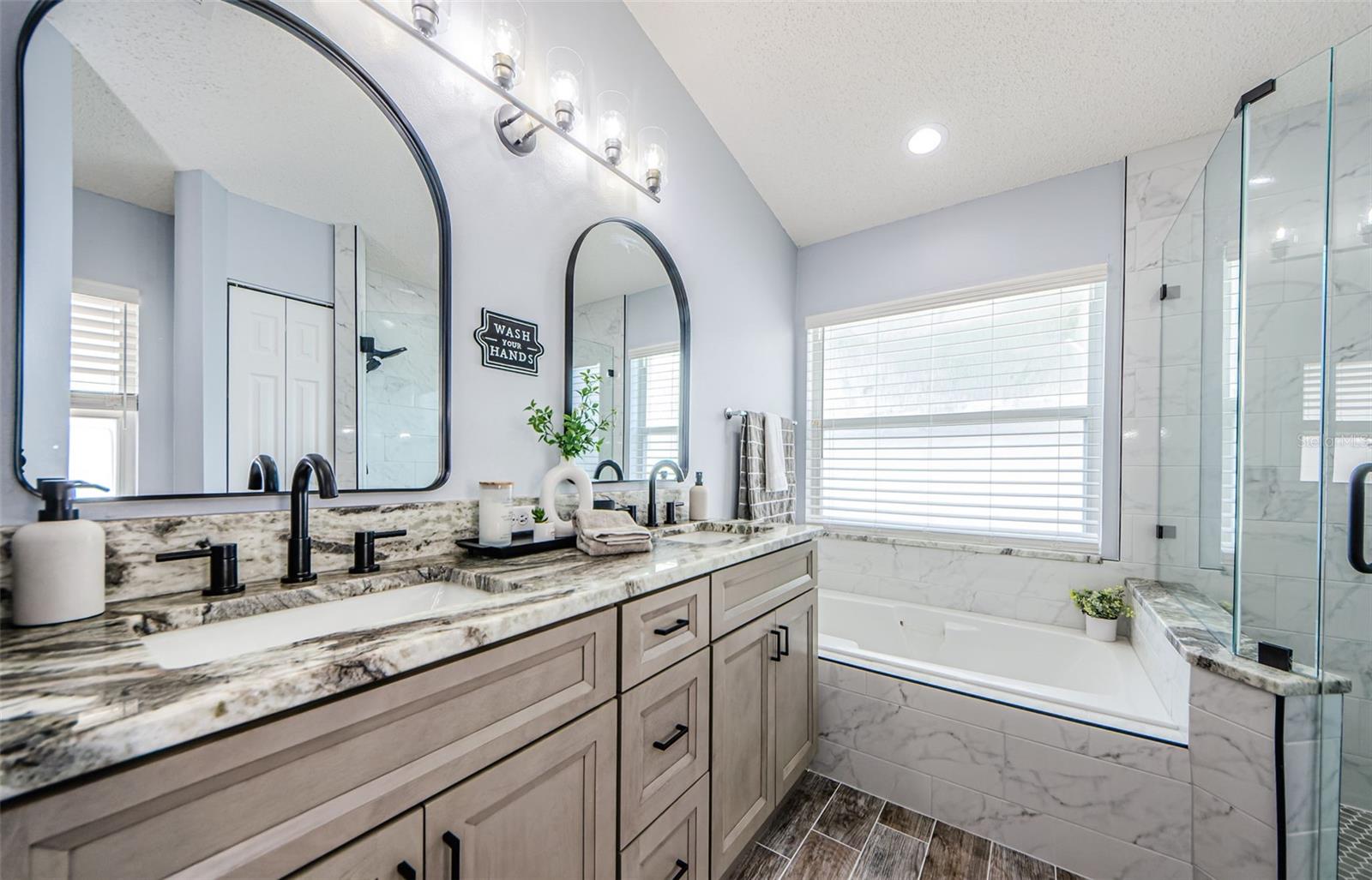 382 TAVERNIER CIR