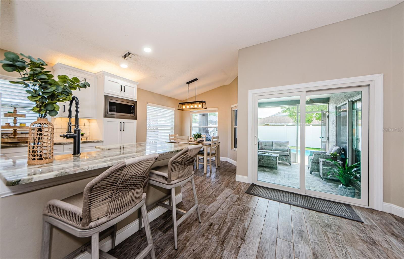 382 TAVERNIER CIR