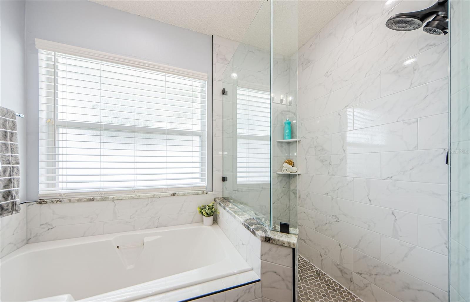 382 TAVERNIER CIR