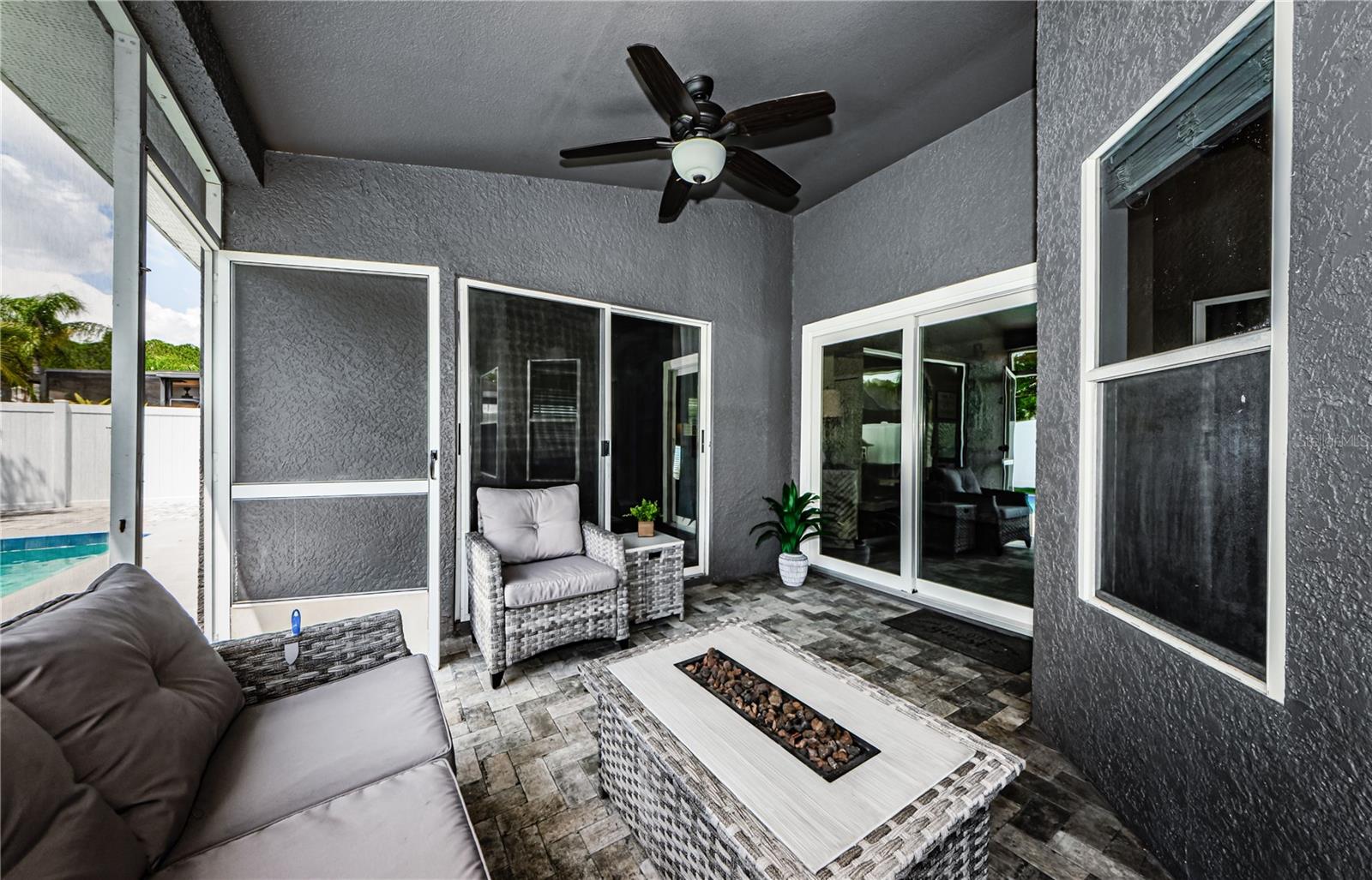 382 TAVERNIER CIR