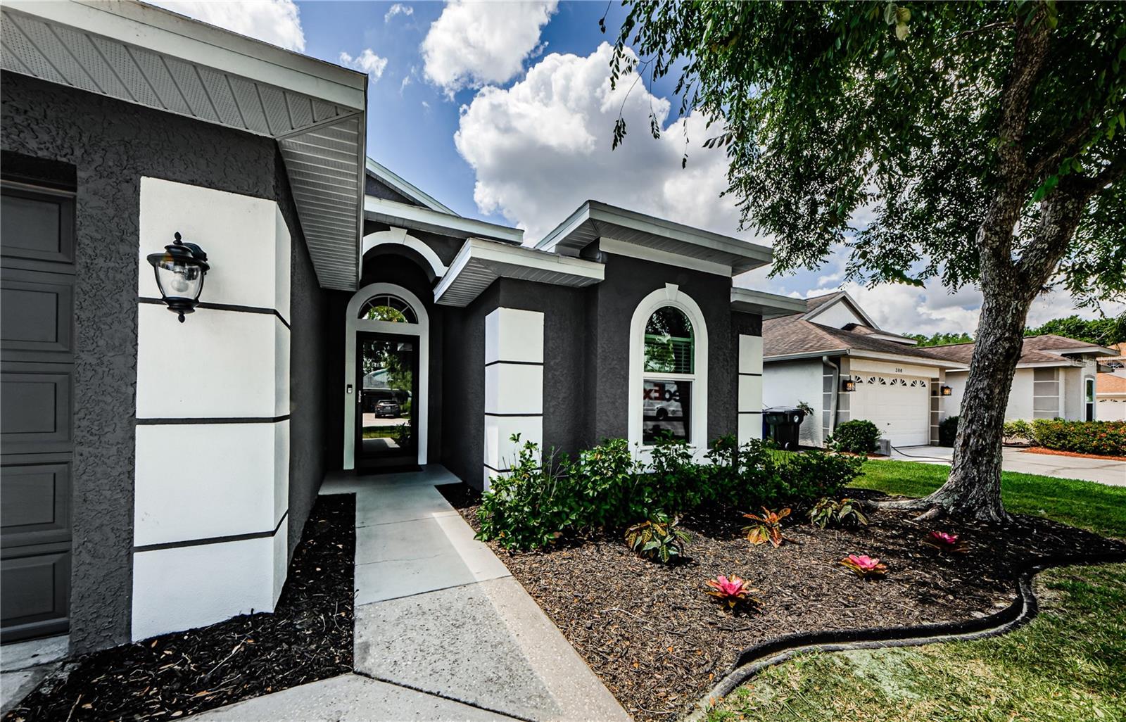 382 TAVERNIER CIR