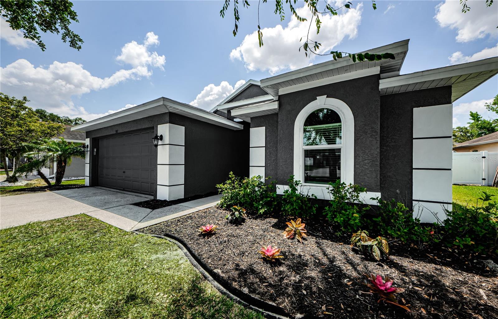 382 TAVERNIER CIR