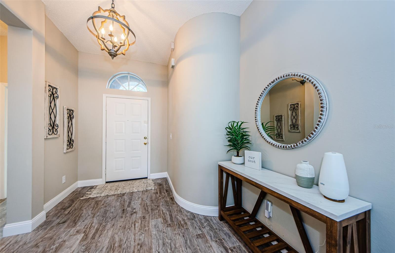 382 TAVERNIER CIR