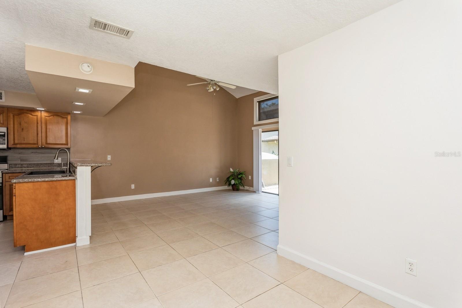 6262 142ND AVE N #607