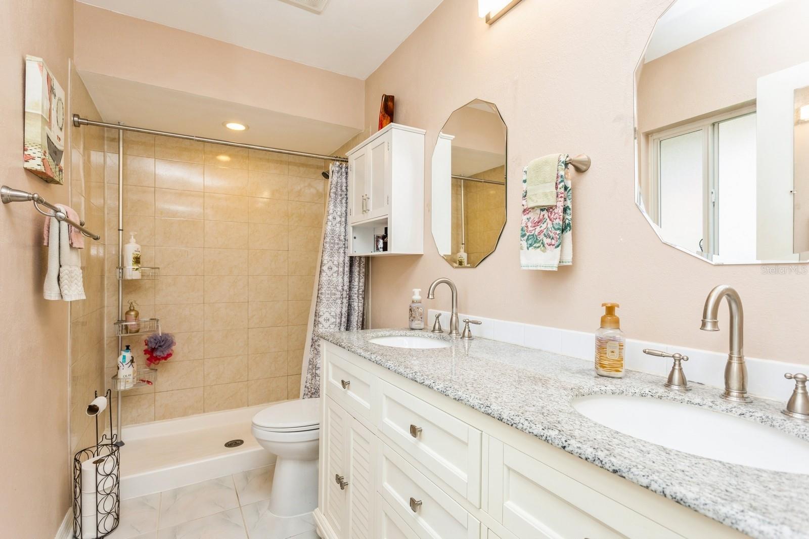 2460 NORTHSIDE DR #708