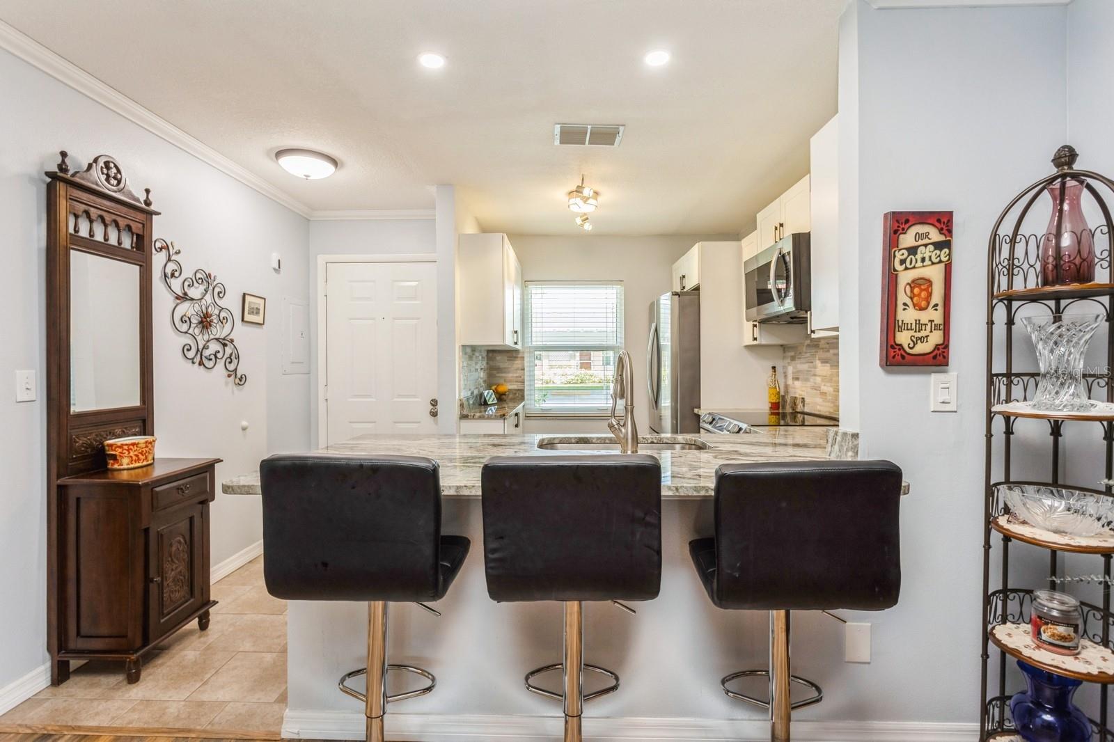 2460 NORTHSIDE DR #708