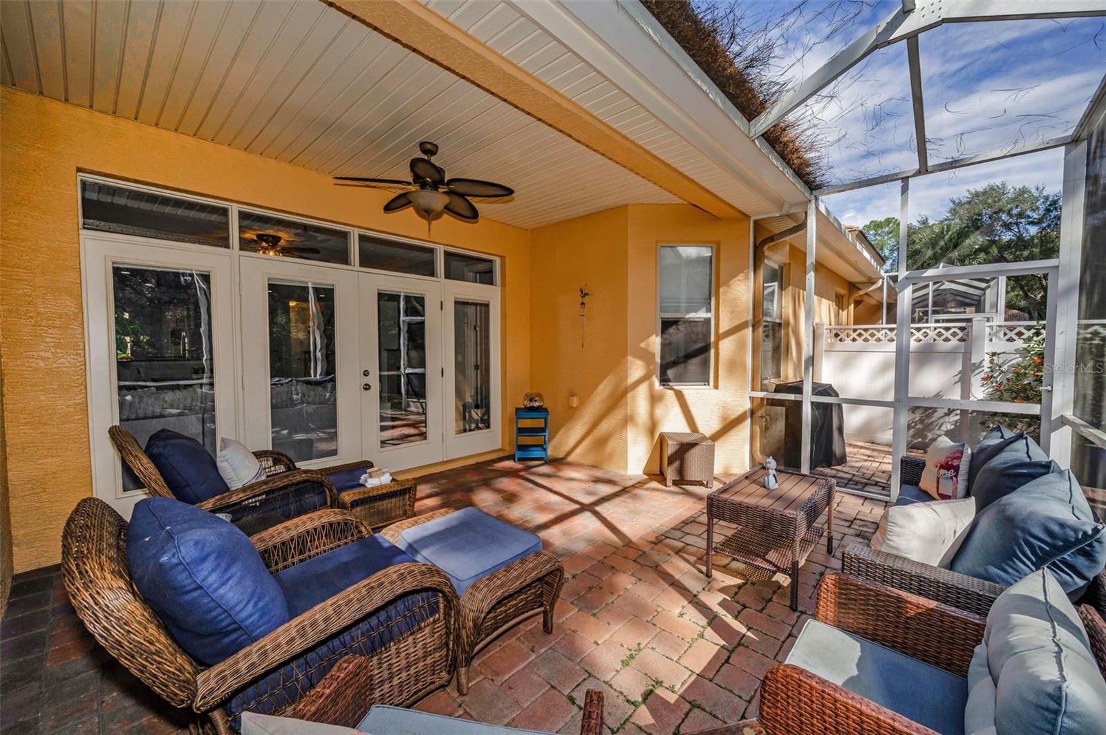 1904 PAW PAW PL