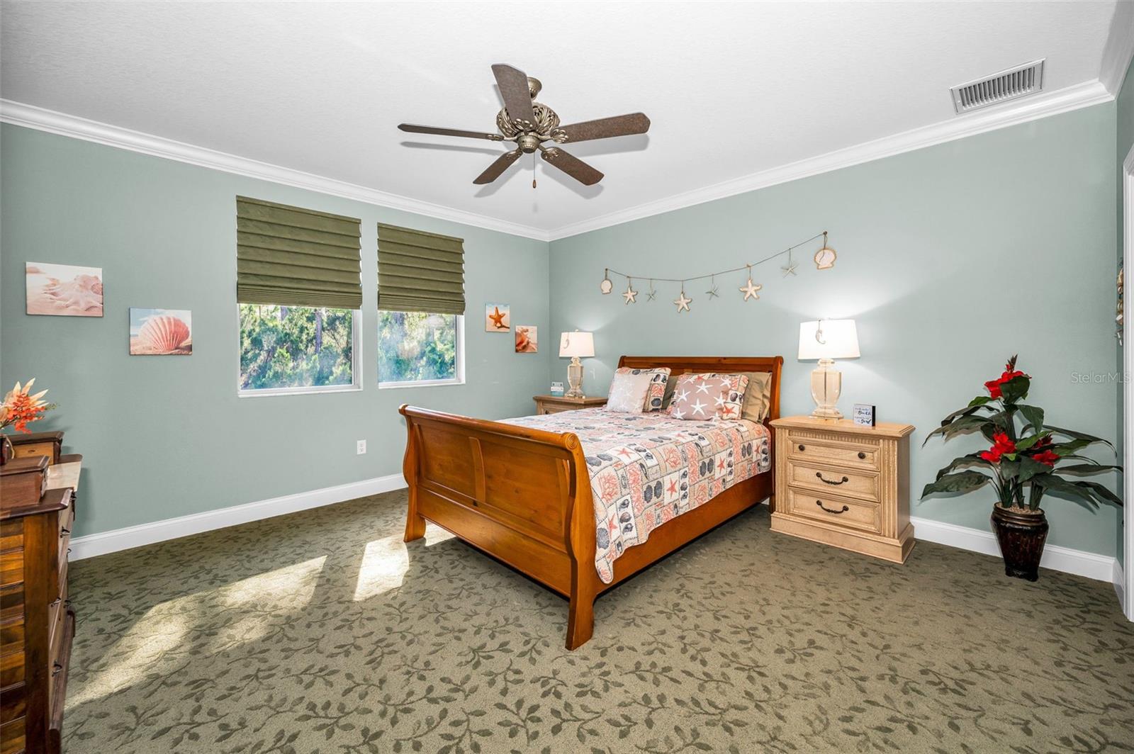 1904 PAW PAW PL