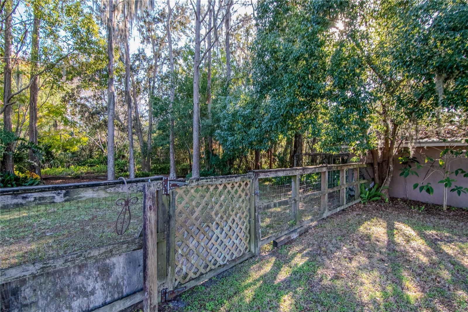 7124 CYPRESS KNOLL DR