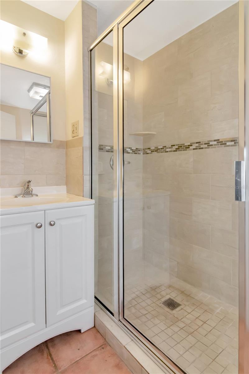 7124 CYPRESS KNOLL DR