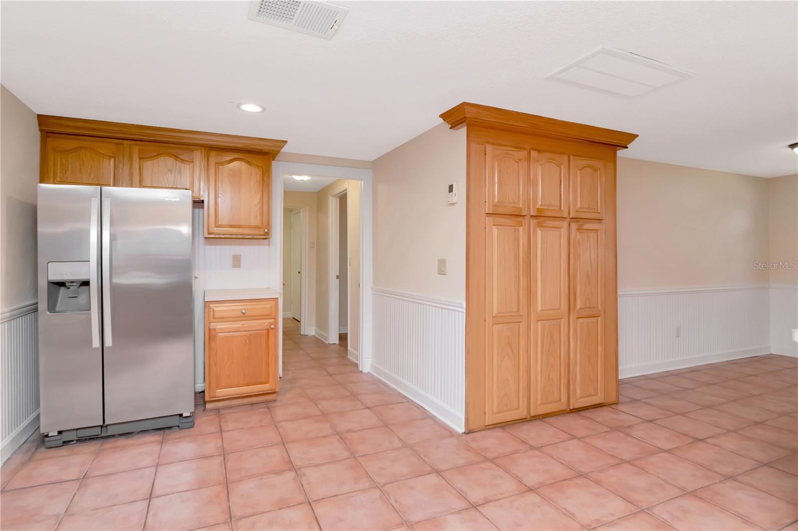 7124 CYPRESS KNOLL DR