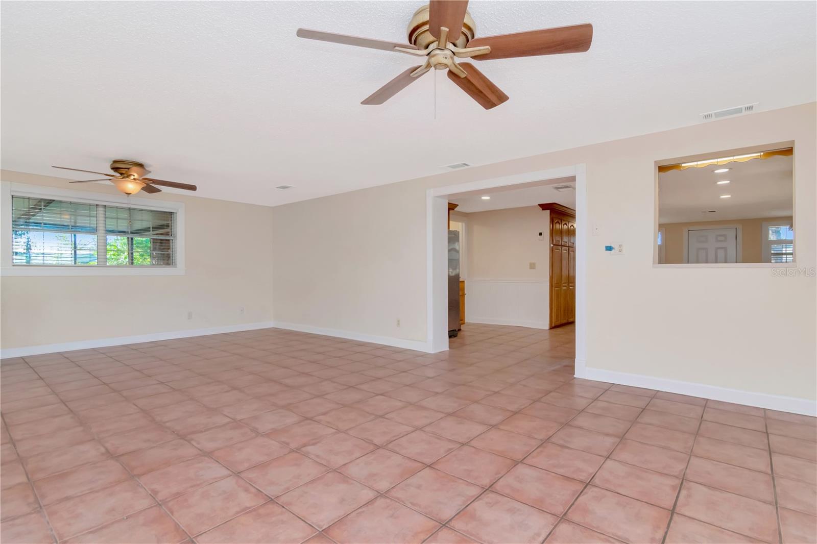 7124 CYPRESS KNOLL DR