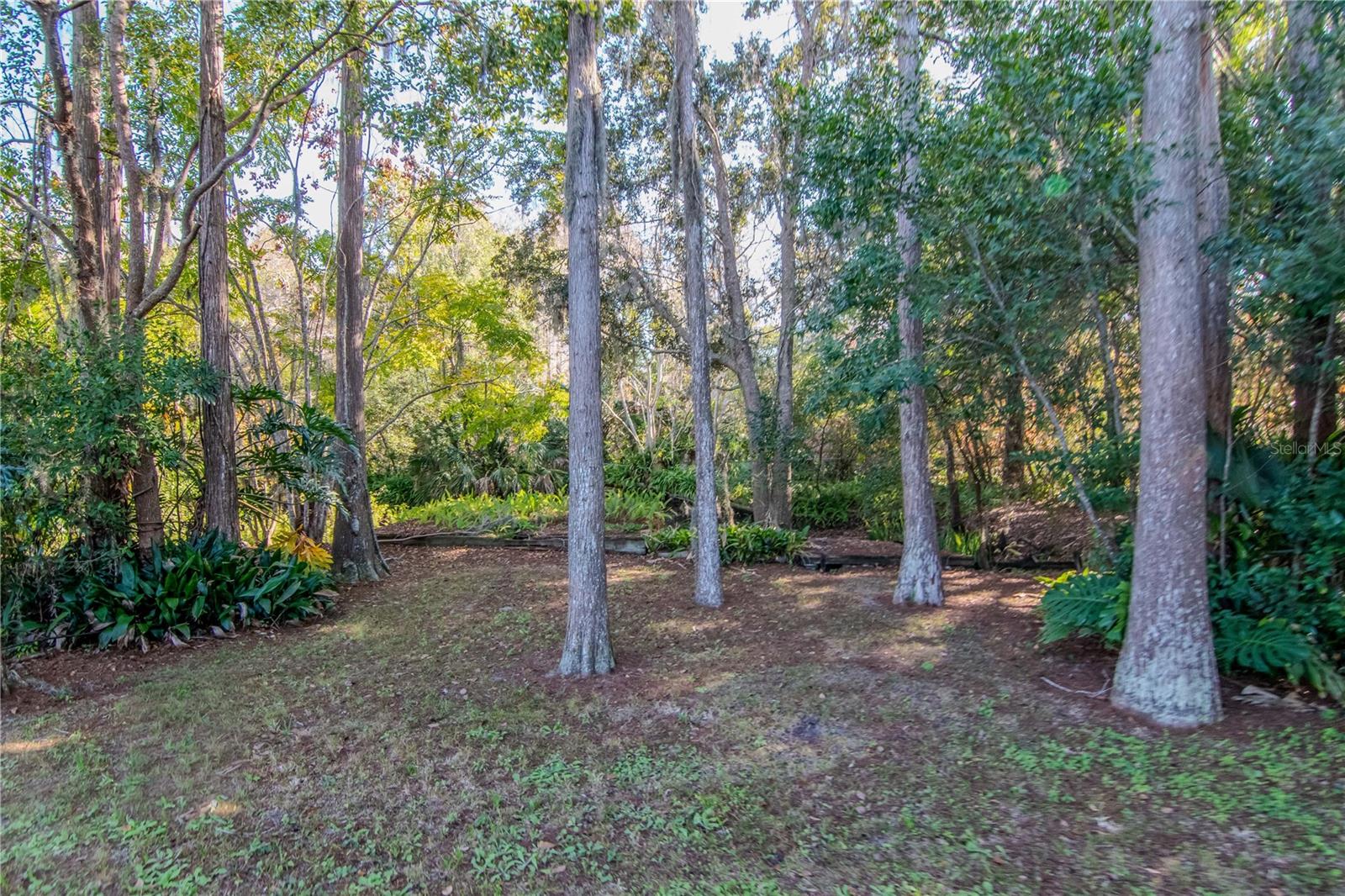 7124 CYPRESS KNOLL DR