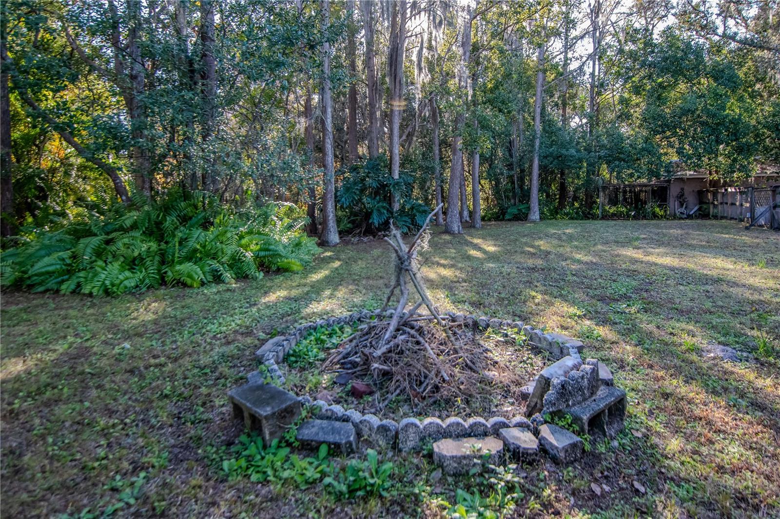 7124 CYPRESS KNOLL DR