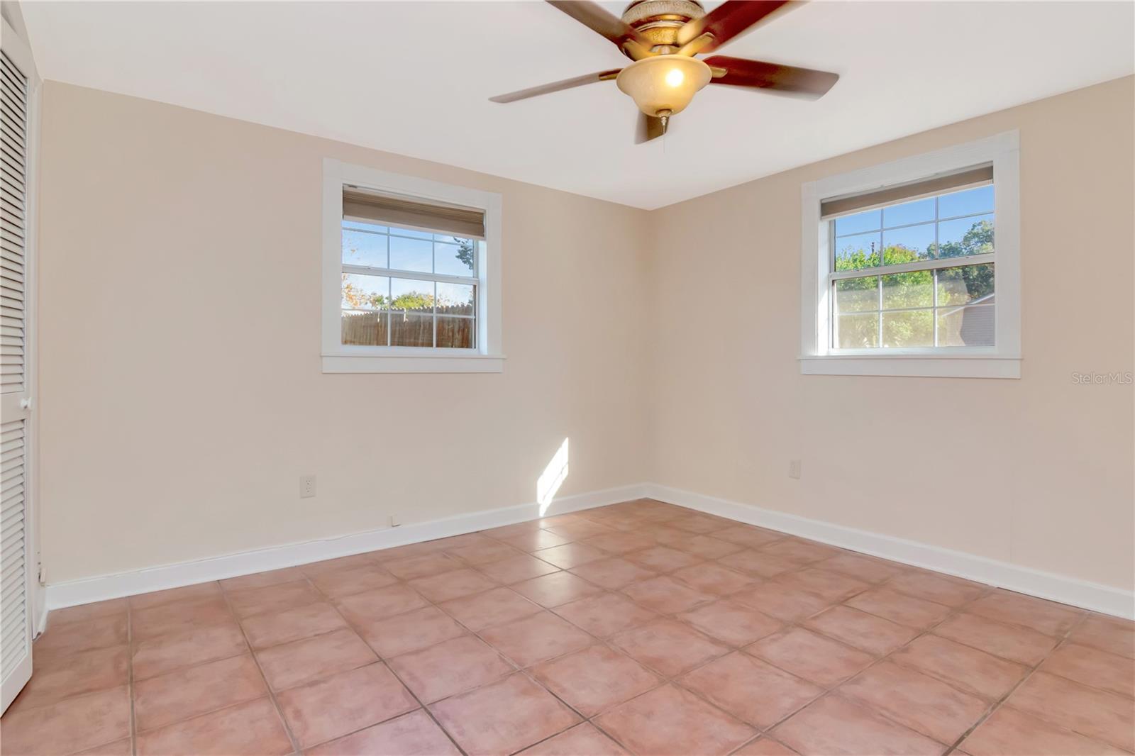 7124 CYPRESS KNOLL DR