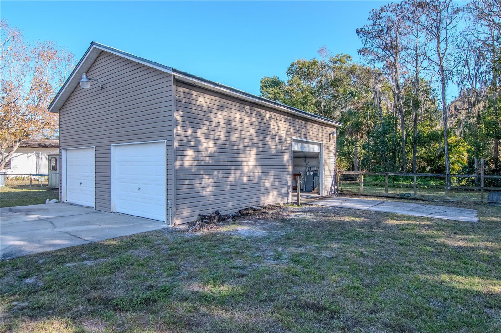 7124 CYPRESS KNOLL DR