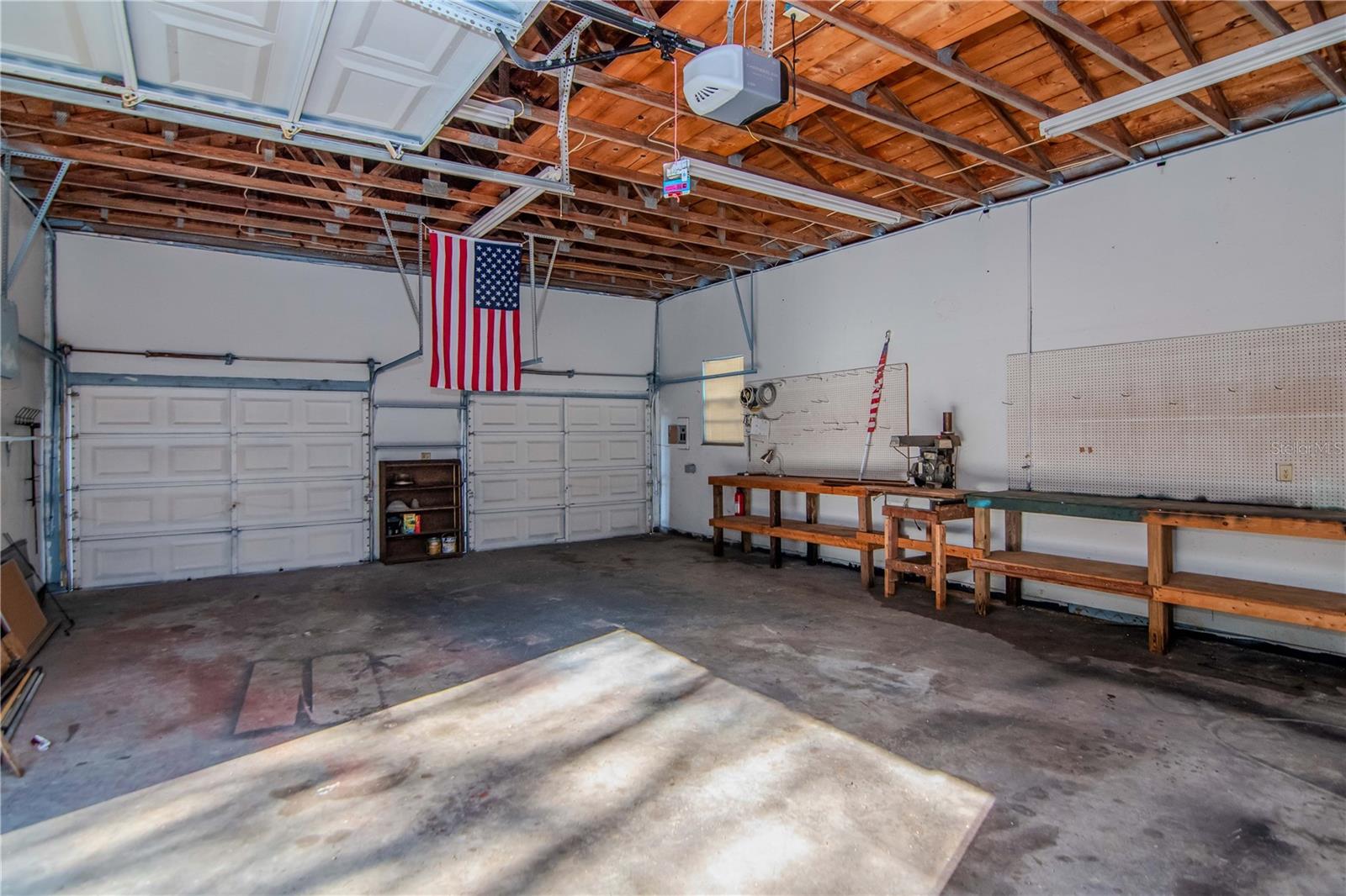 7124 CYPRESS KNOLL DR