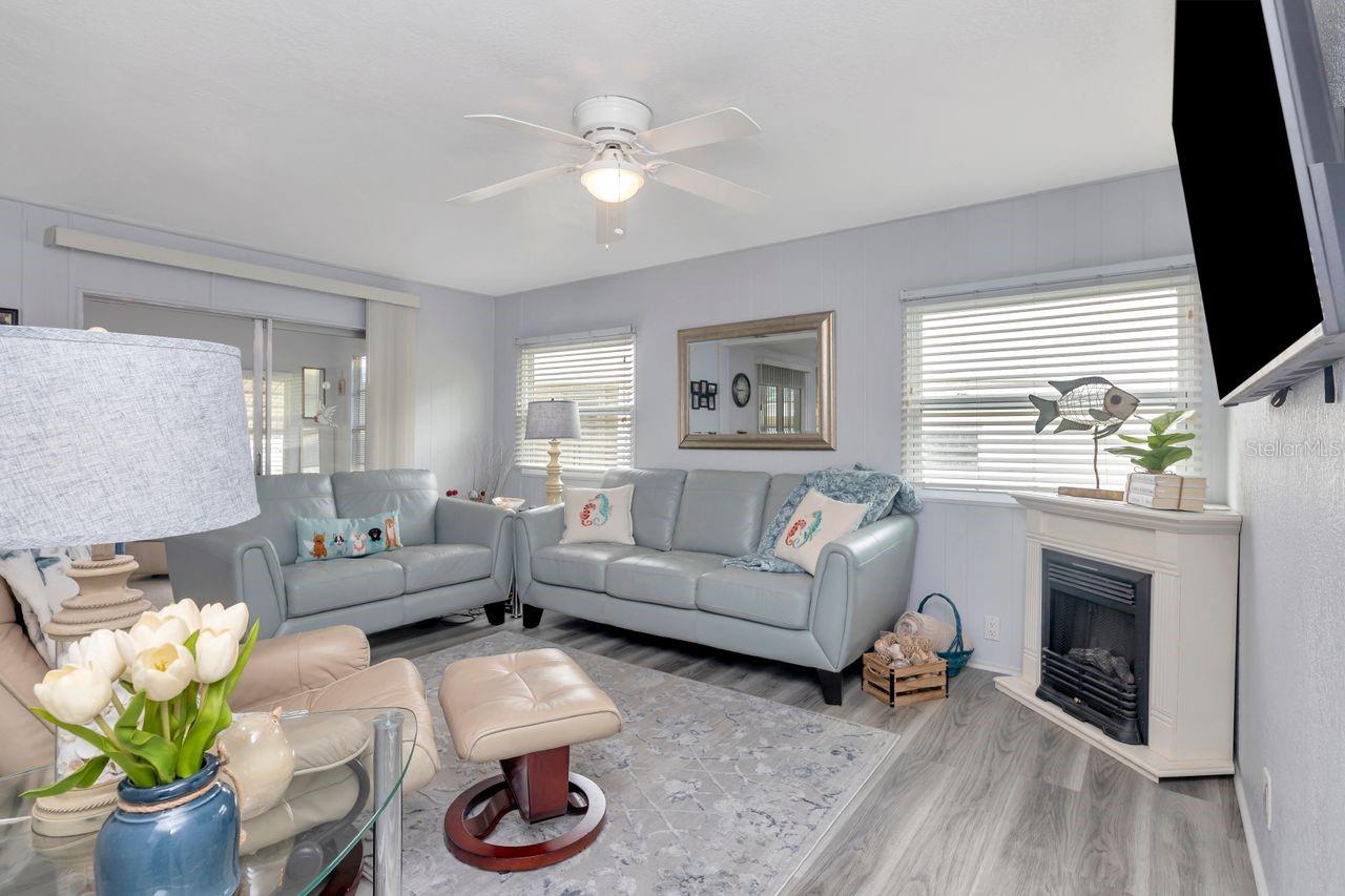 9900 ULMERTON RD #226