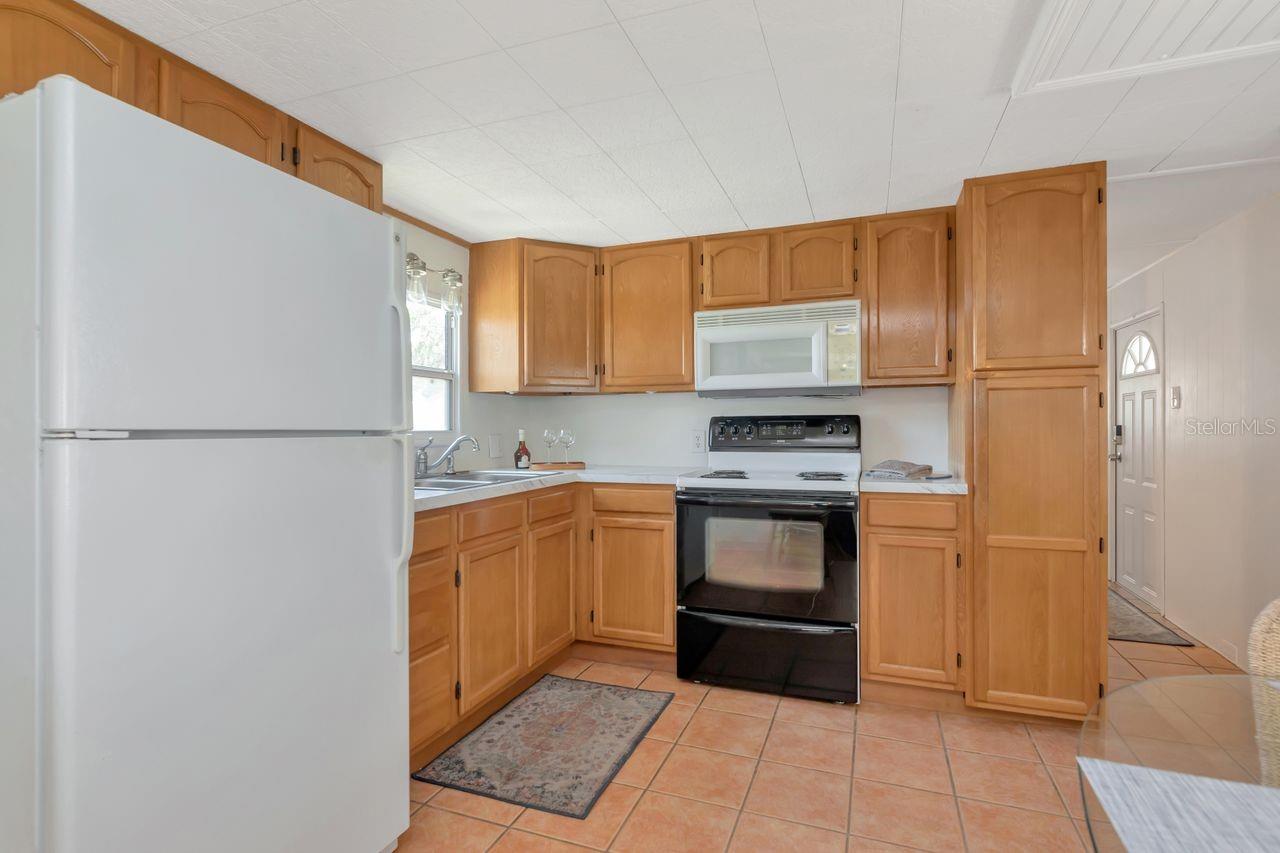 9900 ULMERTON RD #35