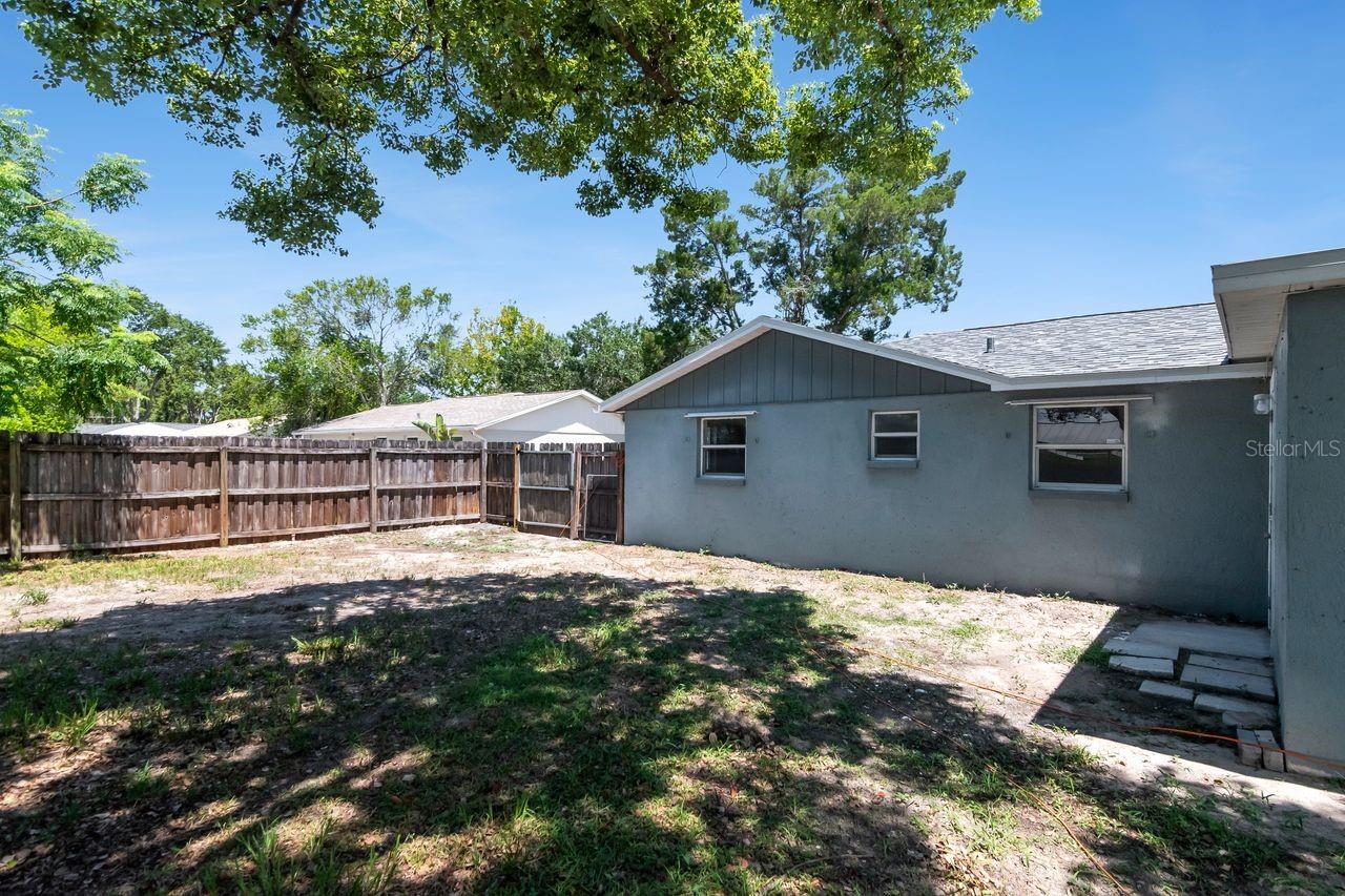 7908 RUSTY OAK DR