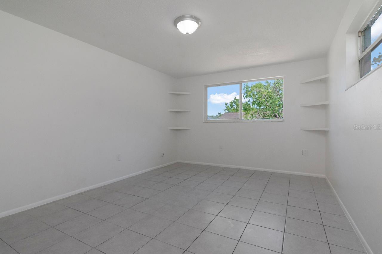 7908 RUSTY OAK DR